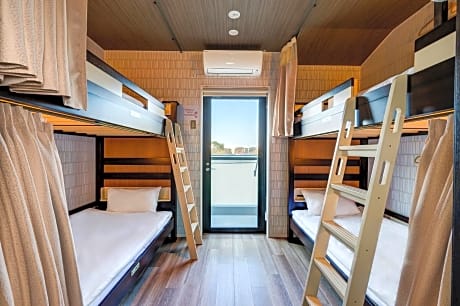 Private Room for 4 People