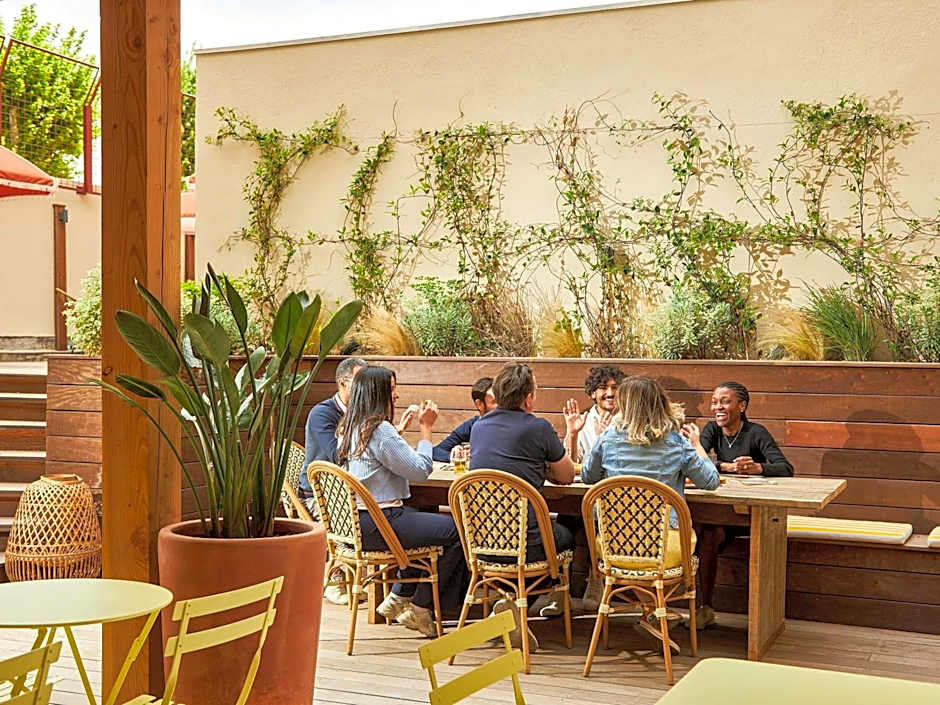 greet hotel Marseille Parc Chanot Velodrome