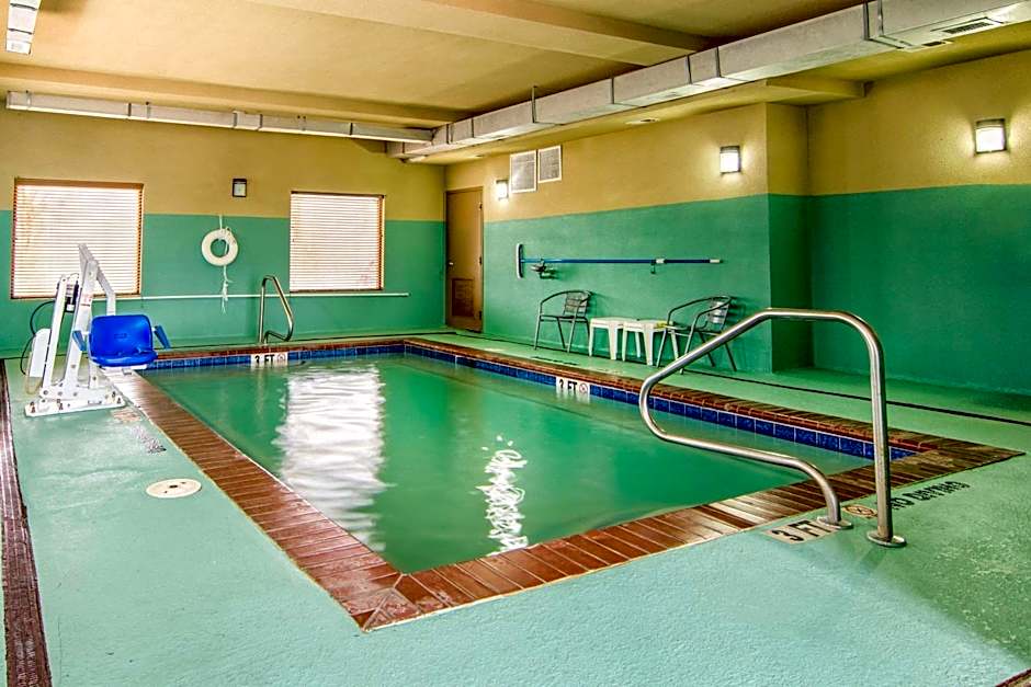Sleep Inn & Suites