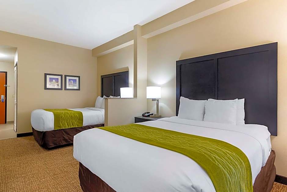 Comfort Inn & Suites Montgomery Eastchase