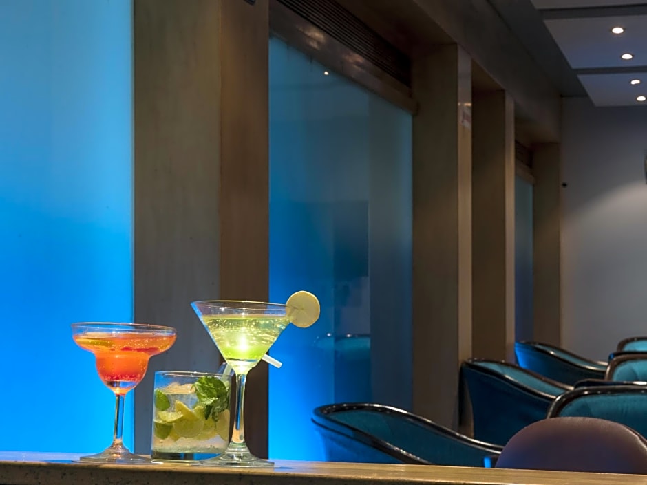 Hotel Parle International