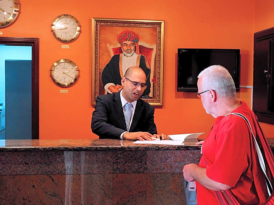 Falaj Daris Hotel