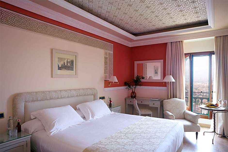 Alhambra Palace Hotel