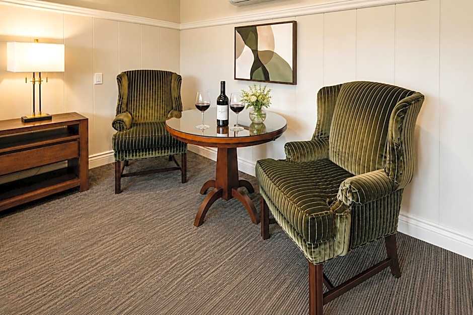 Wayside Inn