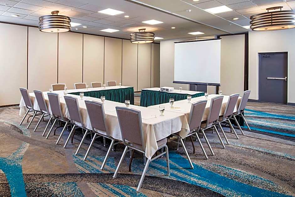 DoubleTree by Hilton Neenah