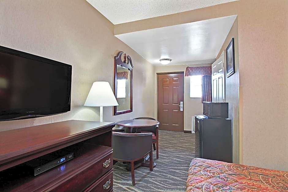 Days Inn by Wyndham Ridgefield NJ