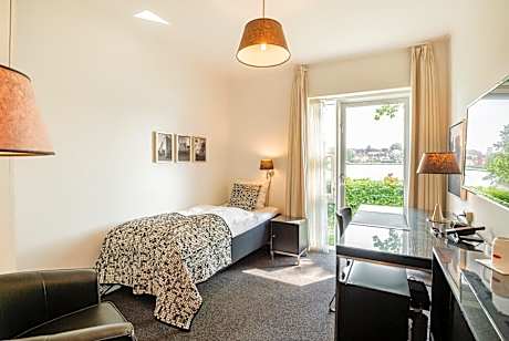 Double Room with Lake View