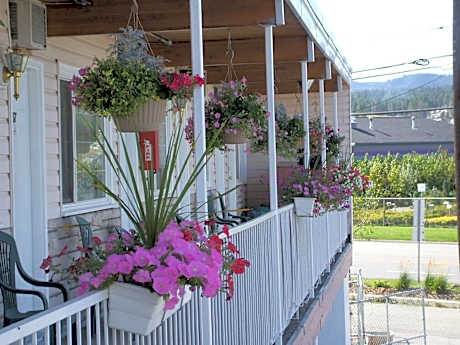 Travellers Motel