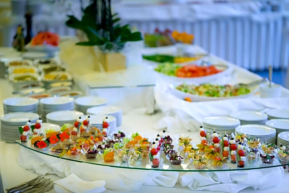 Savoy Westend Hotel