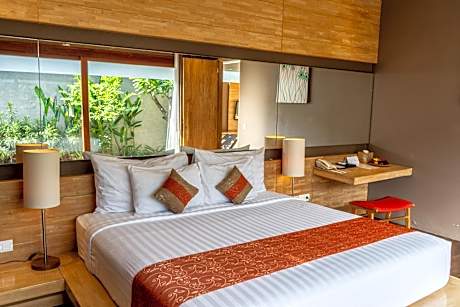 Interconnecting Family Villa with Private Pool