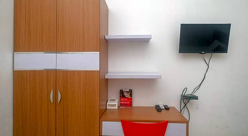 RedDoorz Syariah near Simpang Lima Semarang