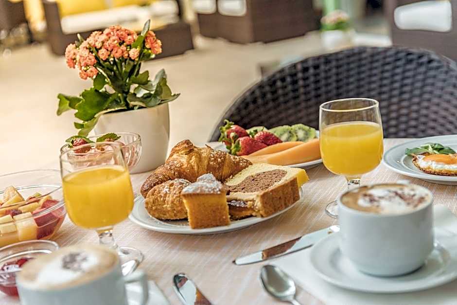 Sky Pool Hotel Sole Garda