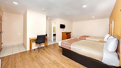 Room with Two Queen Beds Non-Smoking