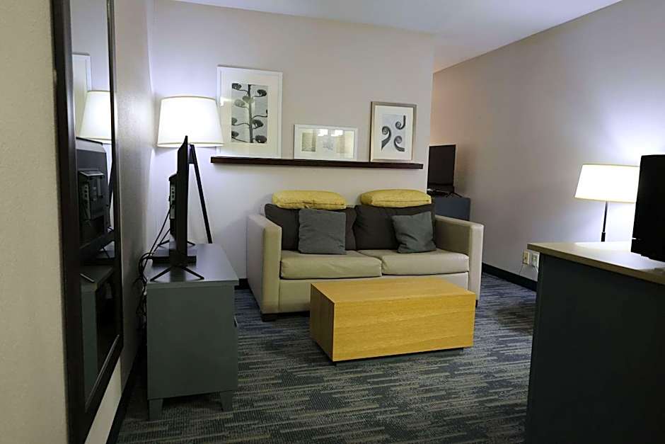 Country Inn & Suites by Radisson, Sparta, WI