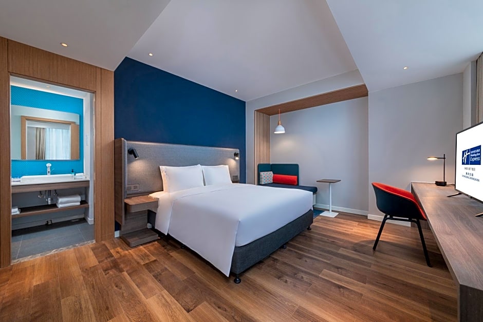 Holiday Inn Express Chongqing Zhongxian By IHG