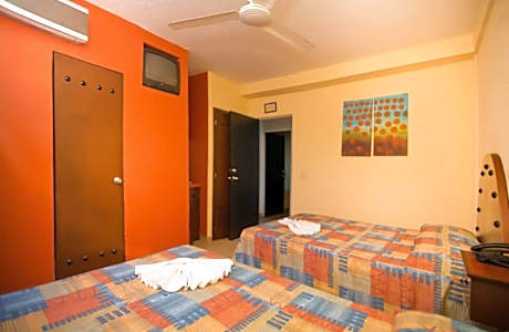 Standard Double Room with Two Double Beds