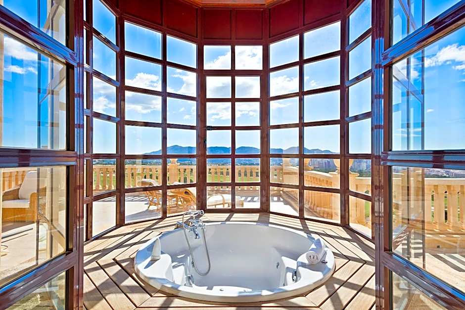 The Level at Melia Villaitana