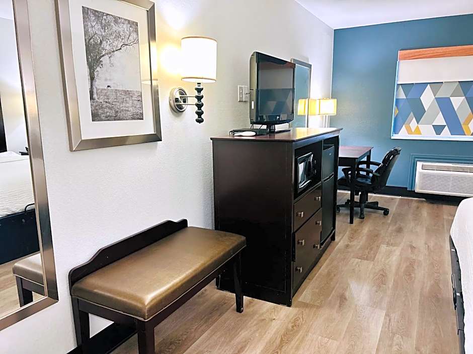 Baymont by Wyndham Ardmore I-35