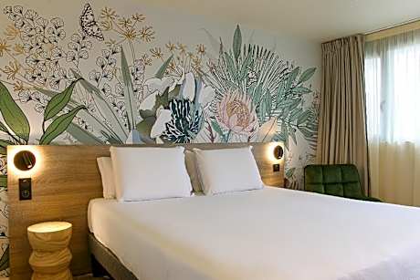 Superior Room – 1 Double Bed