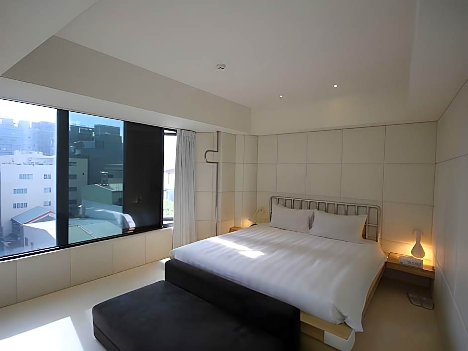 Hotel Papa Whale-Kaohsiung Formosa Boulevard