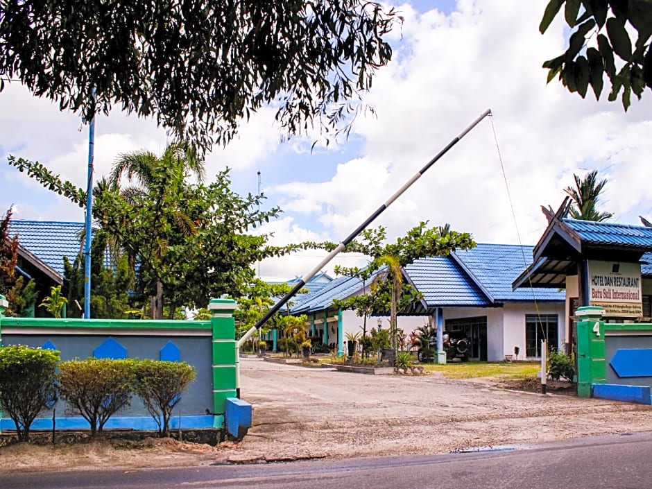 Capital O 90417 Hotel Batu Suli Internasional