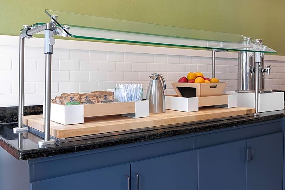 Spark by Hilton Savannah Airport