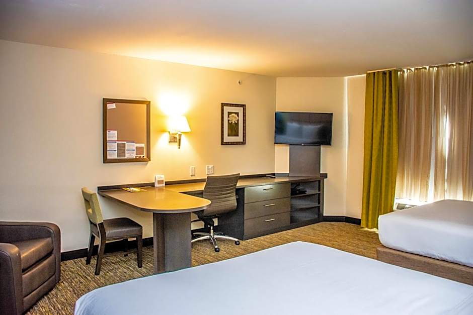 Candlewood Suites Overland Park By IHG