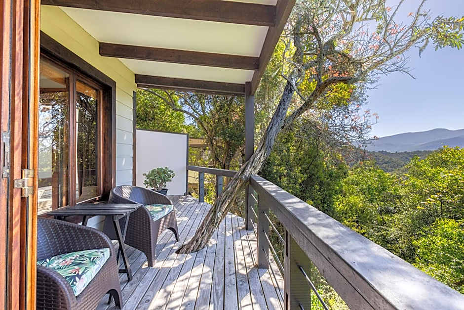 Hog Hollow Country Lodge