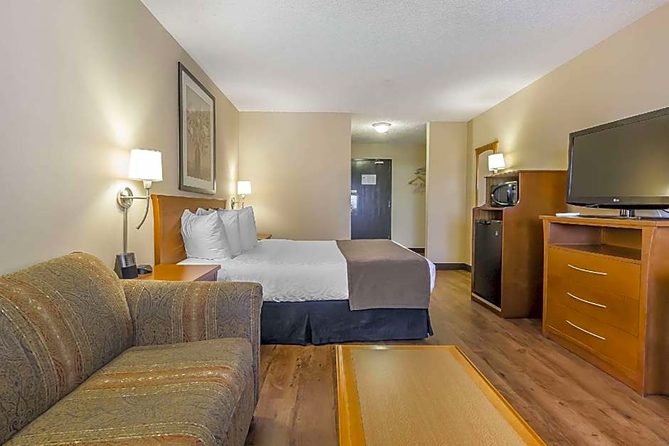Quality Inn & Suites Saskatoon