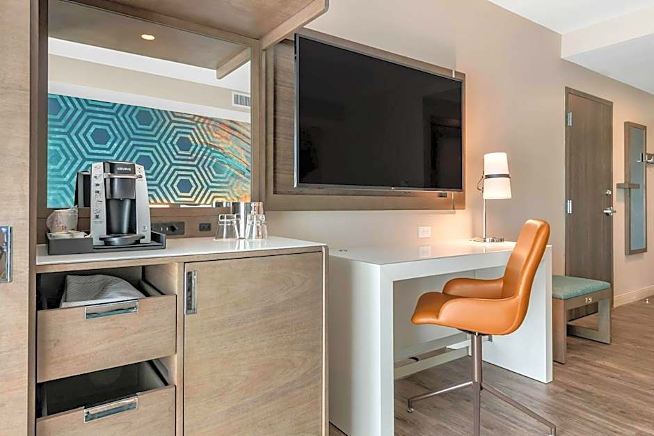 Cambria Hotel St Petersburg-Madeira Beach Marina