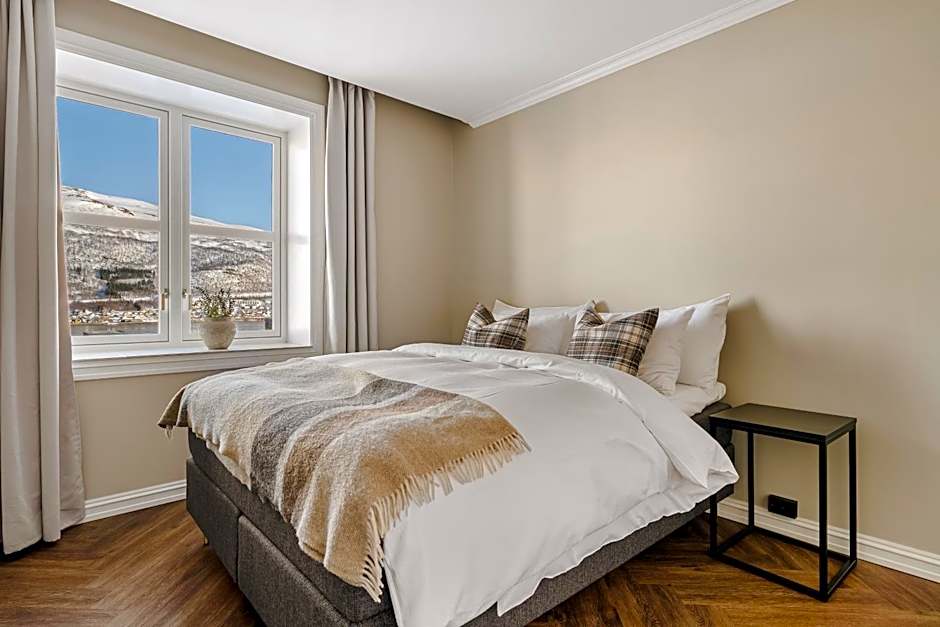 Enter St Elisabeth Suites & Spa