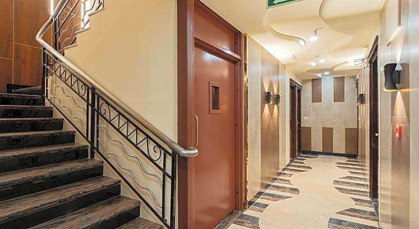 The Suncourt Hotel Yatri