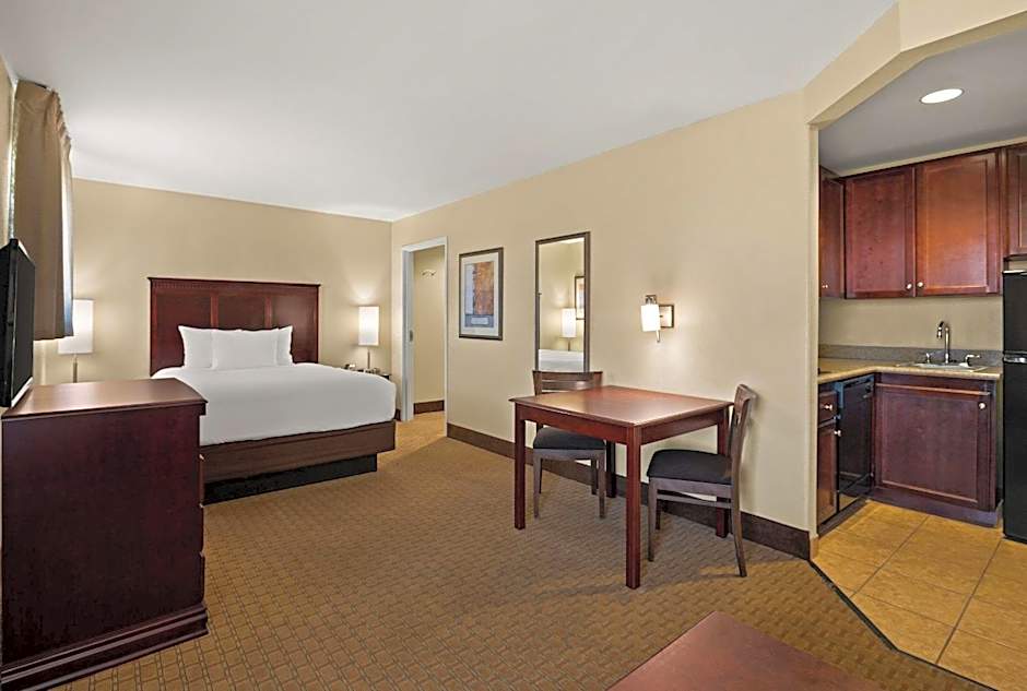 Mainstay Suites Houma