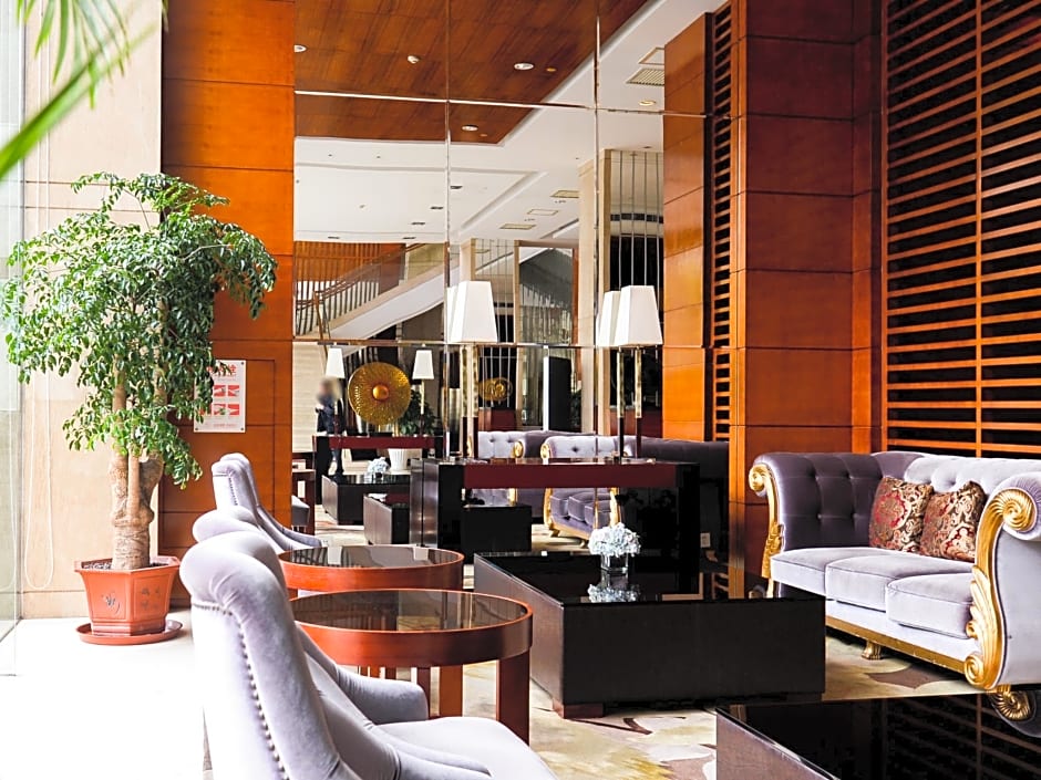 Leisure Hotel