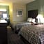 Pearsall Inn and Suites