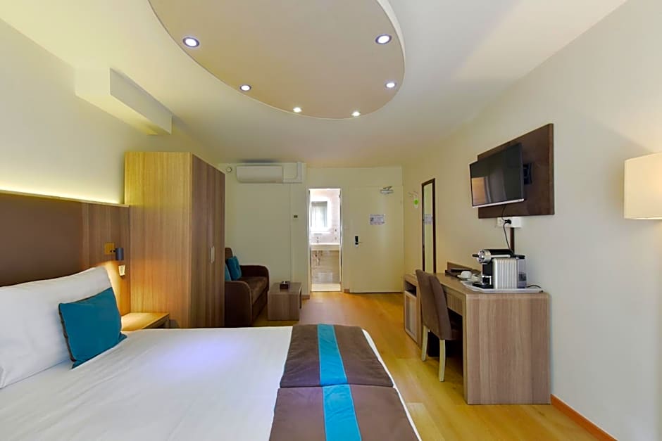 Hotel Rousseau