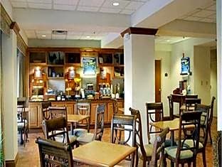 Holiday Inn Express Hotel & Suites Clearwater North/Dunedin