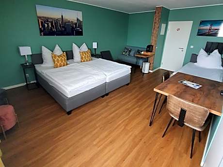 Comfort Triple Room with Shower