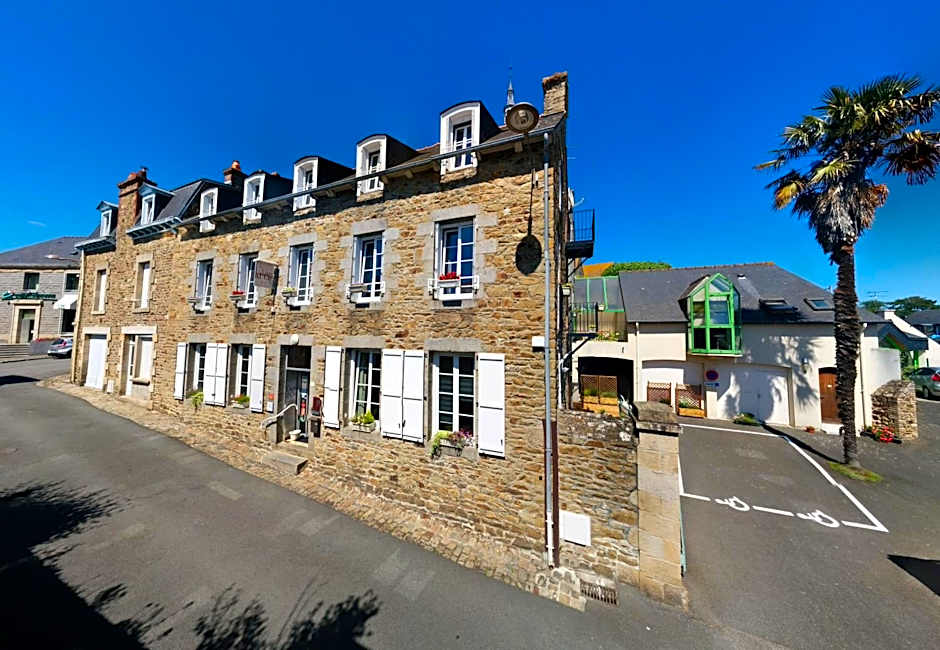 Contact Hôtel - Hôtel Le Lion d'Or Lamballe