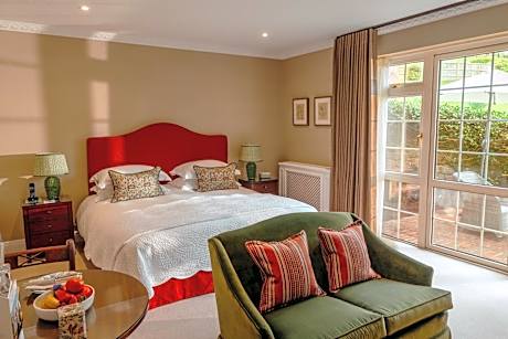 Deluxe Double or Twin Room with Garden View
