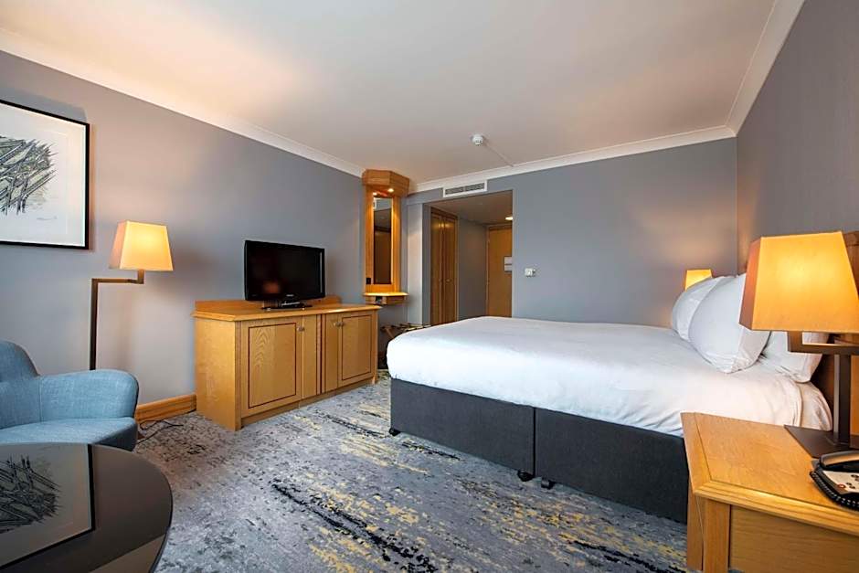 DoubleTree by Hilton Swindon