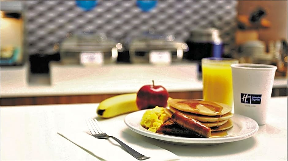 Holiday Inn Express Hotel & Suites Livermore By IHG