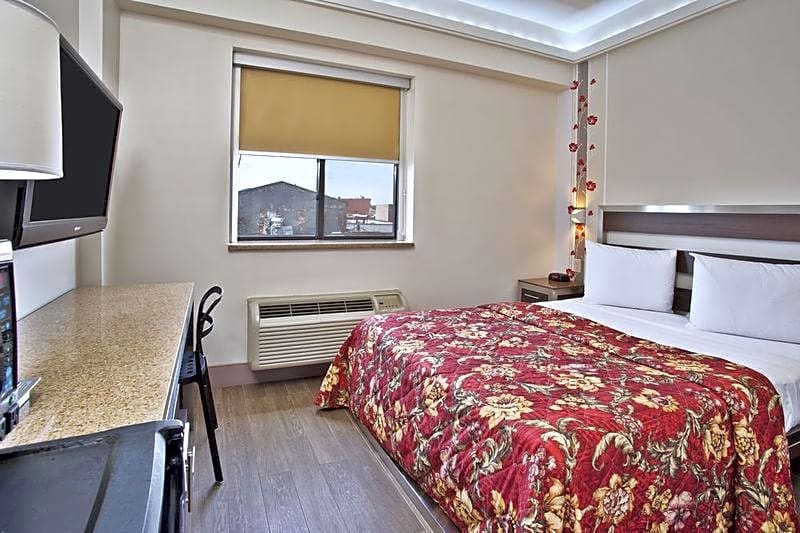 Brooklyn Motor Inn