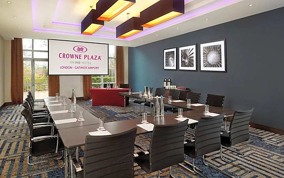 Crowne Plaza London - Gatwick Airport By IHG