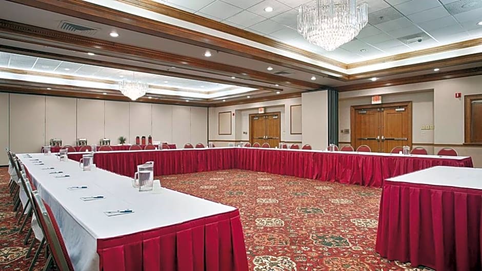 Best Western Plus Portsmouth Hotel & Suites
