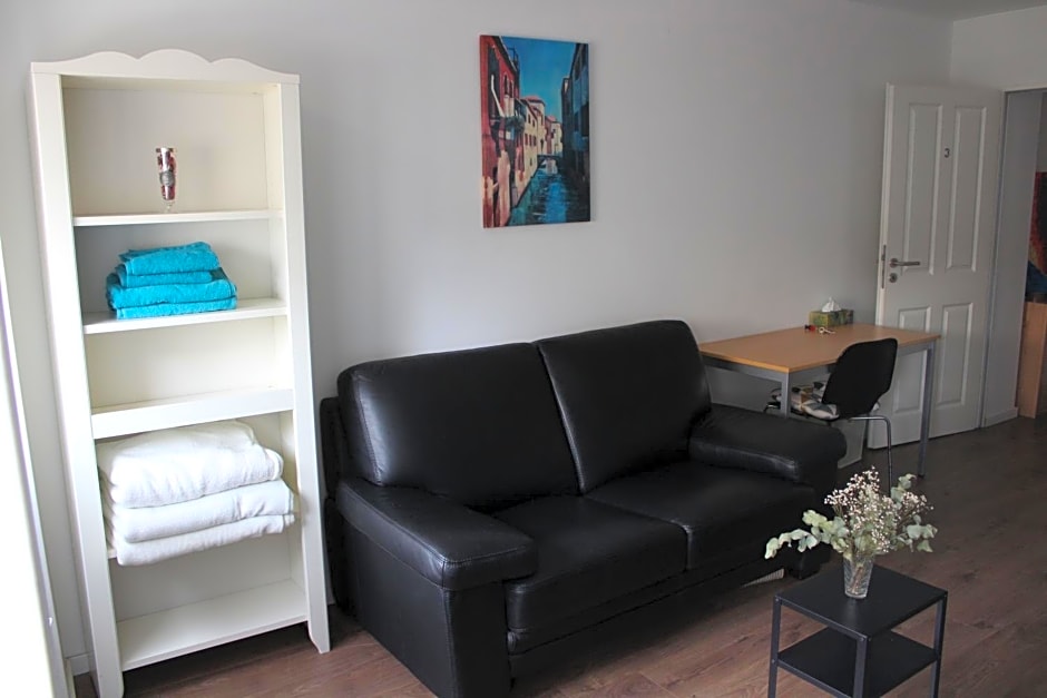 ROOMS in SHARED HOUSE SAARBRUCKEN Center