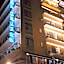 Triton Hotel Piraeus