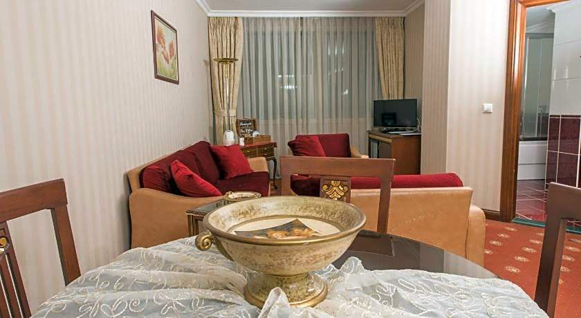 Akar International Hotel