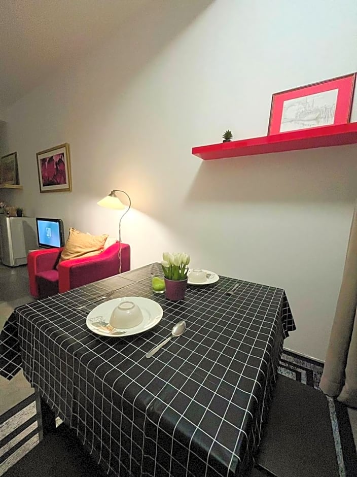 Immense Studio EmpireDamansara/WiFi/Netflix