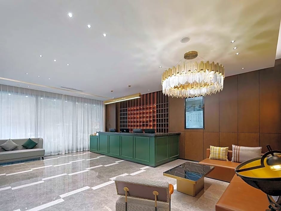 City Comfort Premier Hotel Wuhan Chuhehan Street Hongshan Road Metro Station